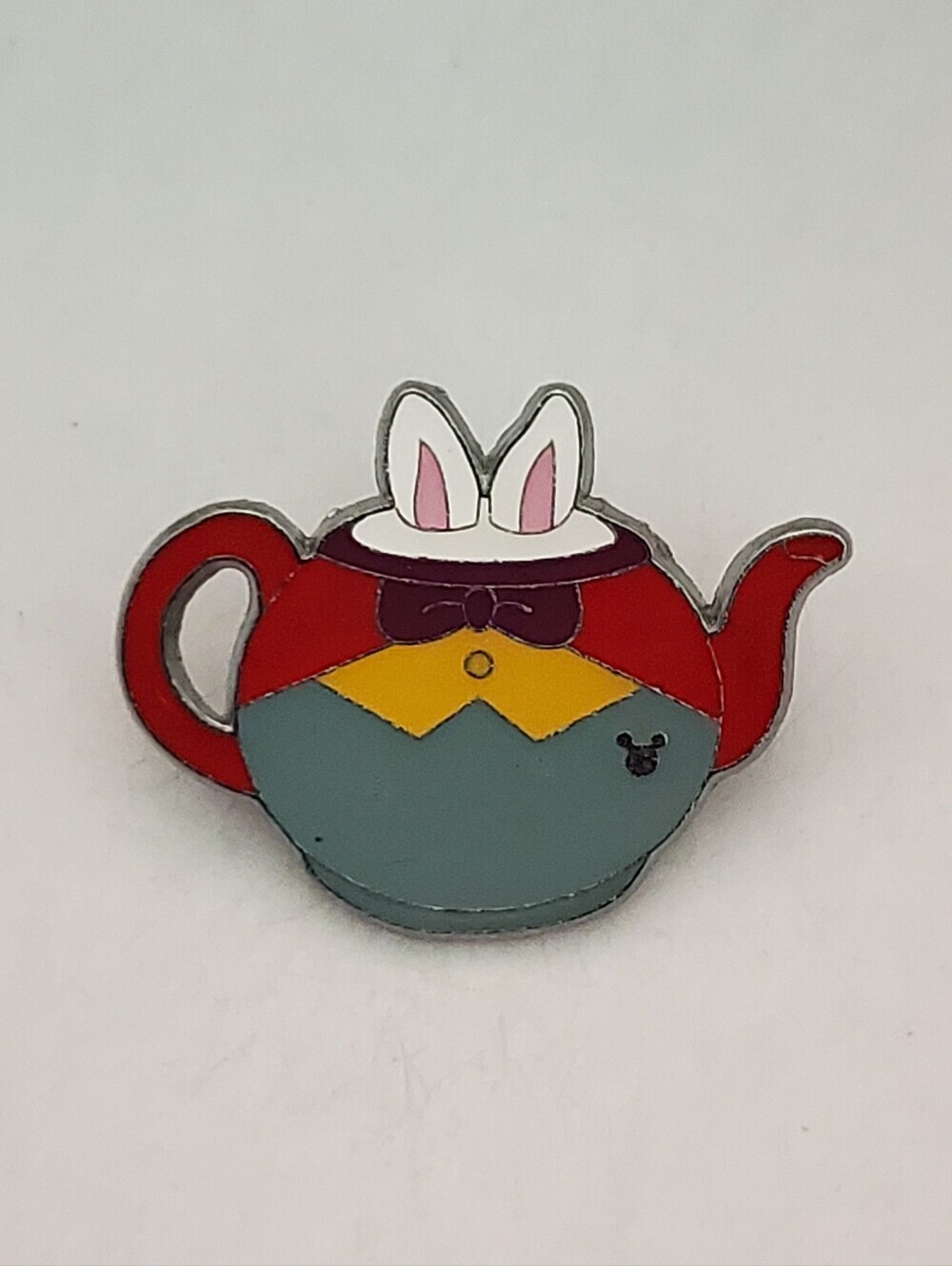 Disney Pin Trading White Rabbit Teapot Alice in Wonderland Hidden Mickey Pin